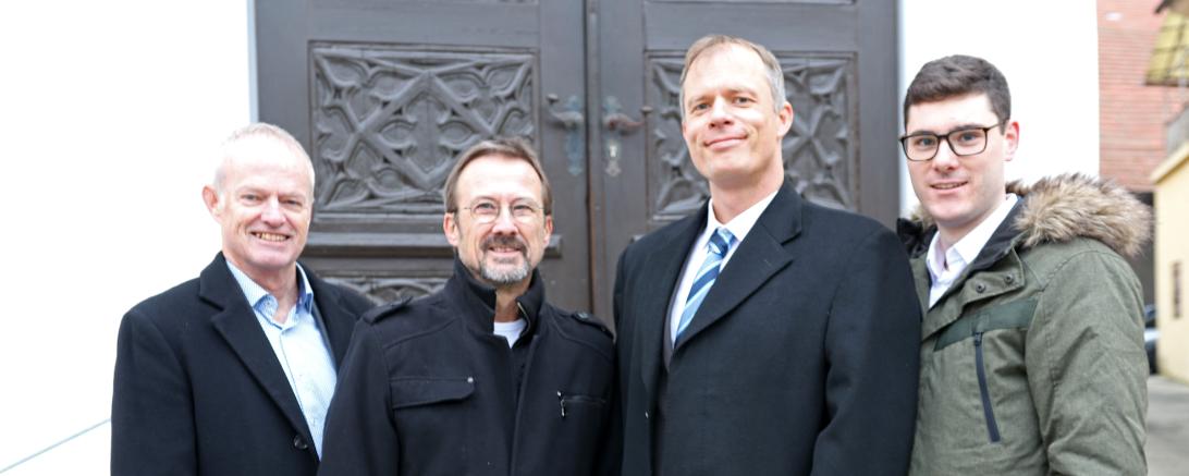 Das Bild zeigt das Führungs-Team der PWG-Freie Wähler Wemding.