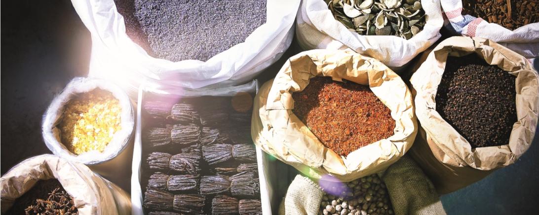 Das Bild zeigt verschiedene Aromen der Firma Destilla