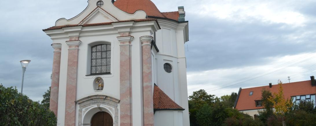 Das Bild zeigt die Herrgottsruhkapelle in Oberndorf