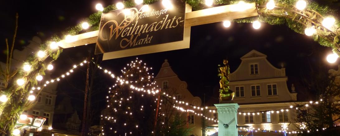 Das Bild zeigt den Wemdinger Weihnachtsmarkt