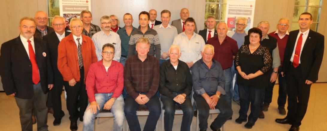 Das Bayerische Rote Kreuz lud 151 treue Blutspenderinnen und Blutspender in die Wallfahrt nach Wemding zu einem Ehrungsabend ein. Es kamen Blutspender, die bereits 50, 75, 100, 125 und viermal sogar 150-mal ihr Blut gespendet haben. 