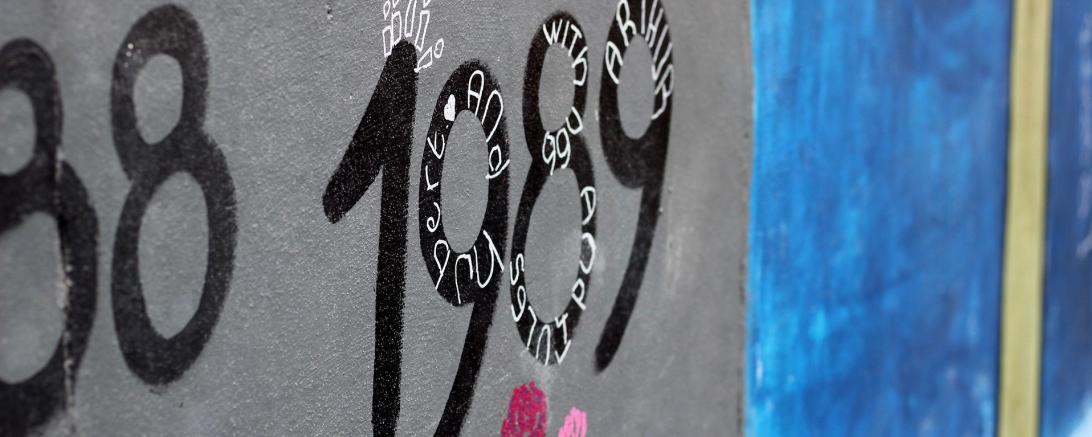 Das Bild zeigt einen Teil der Berliner Mauer 