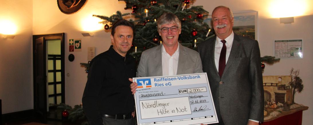 Von links: Prokurist Stephan Wenzel, Geschäftsführer und Gesellschafter Werner Rauch und Oberbürgermeister Hermann Faul 