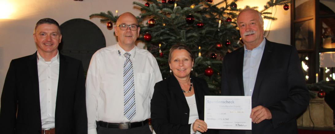 Von links: Rainer Strobel, Dirk Fragner, Brigitte Bosch und Oberbürgermeister Hermann Faul