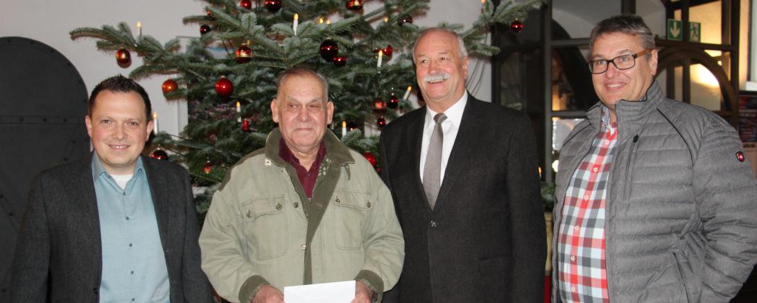 Von links: Daniel Wizinger, Klaus Meidert, OB Hermann Faul und Jürgen Landgraf
