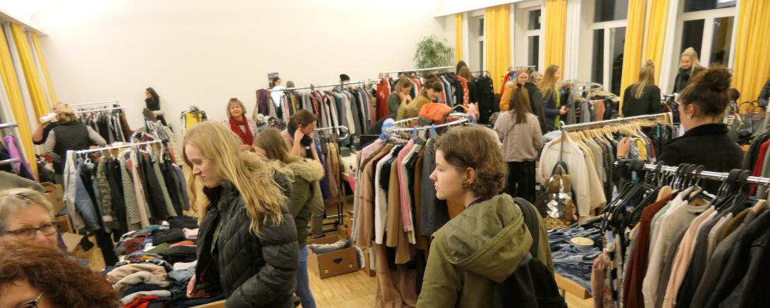 Mädelsflohmarkt in Oettingen