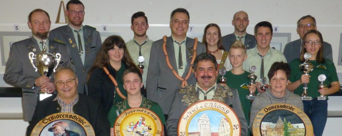 Das Bild zeigt die Gewinner bei der diesjährigen Königsfeier.