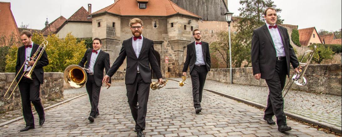 Das Bild zeigt das Dinkelsbühler Blechbläserensemble.