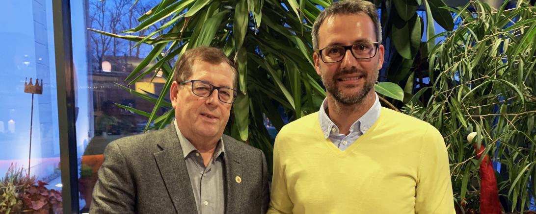 Das Bild zeigt die Ehrung von Gerhard Oswald der CSU Nördlingen.