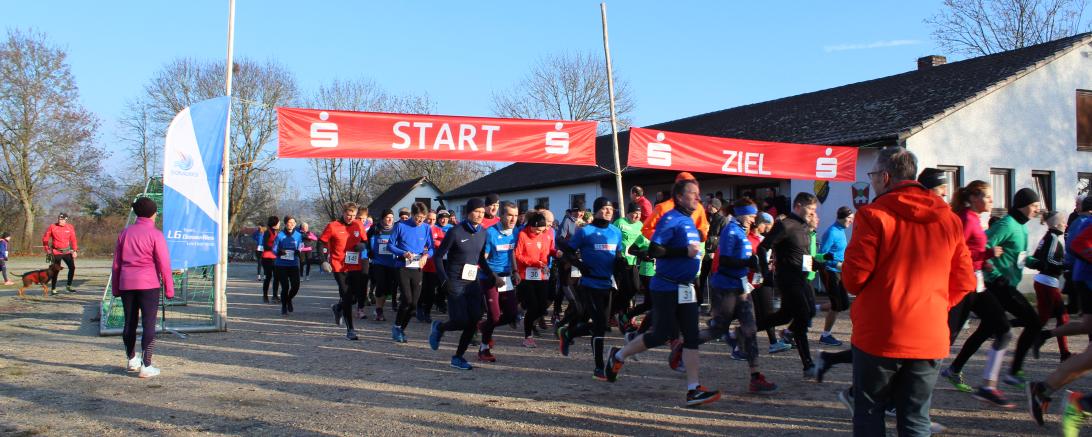 Das Bild zeigt den 5. Dreikönigslauf in Mauren.
