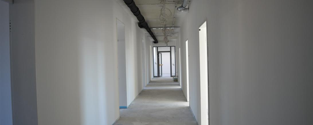 Innenansicht des Rohbaus der Berufsfachschule für Gesundheits- und Krankenpflege in Donauwörth.