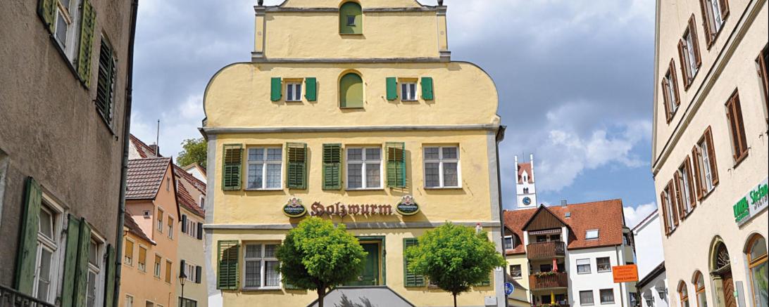 Der Holzwurm Ist Wieder Offen Harburg Donau Ries Aktuell