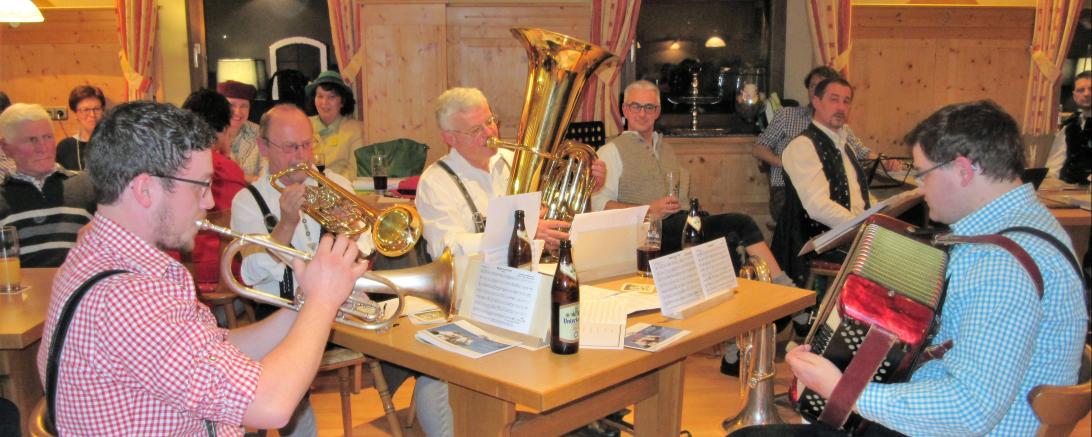 Aufspieln beim Wirt Ellgau
