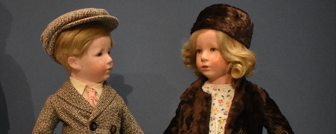 Zwei Puppen