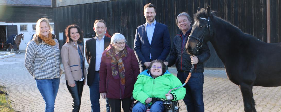 Spendenübergabe beim Reitverein St. Georg Nördlingen. 