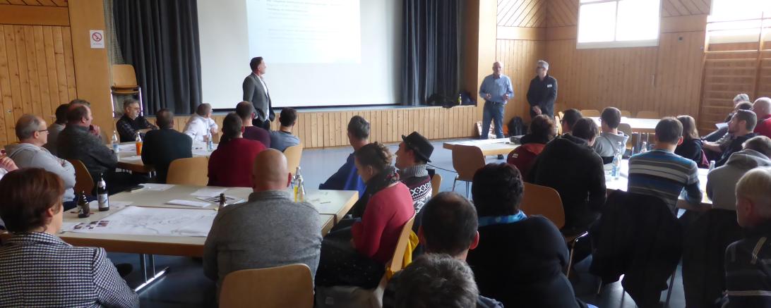 Auch in der kleinen Nordrieser Gemeinde Auhausen drehte sich in den vergangenen Wochen vieles um die Kommunalwahlen 2020, eingebettet in eine harmonische, wahlkampflose Stimmung des „Etz ́ geht ́s los, Auhausen“ (Slogan während des letzten Bürgerworkshops).