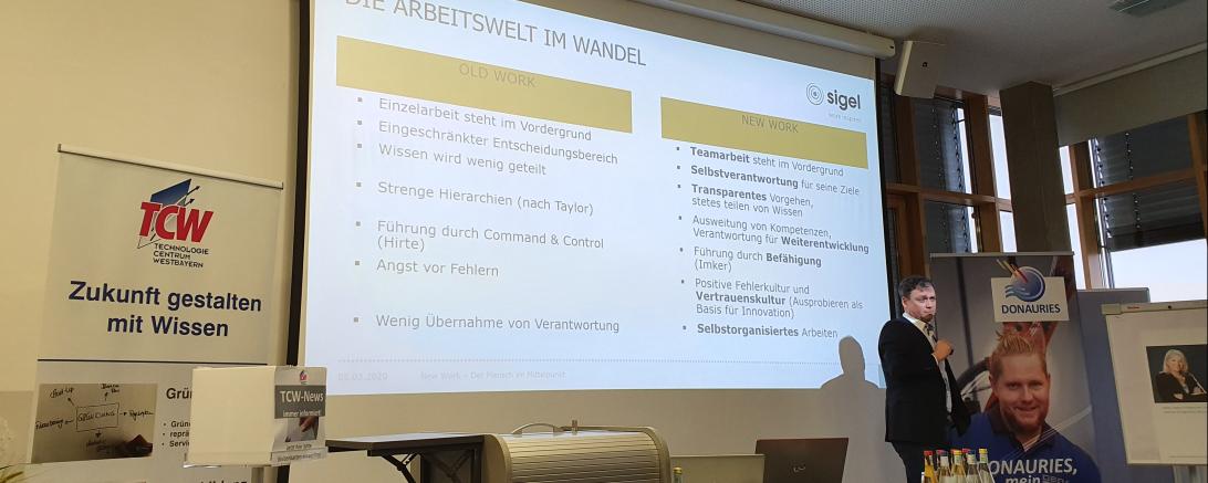 Daniel Petrasch ergänzte den Vortrag von Fr. Hansel.