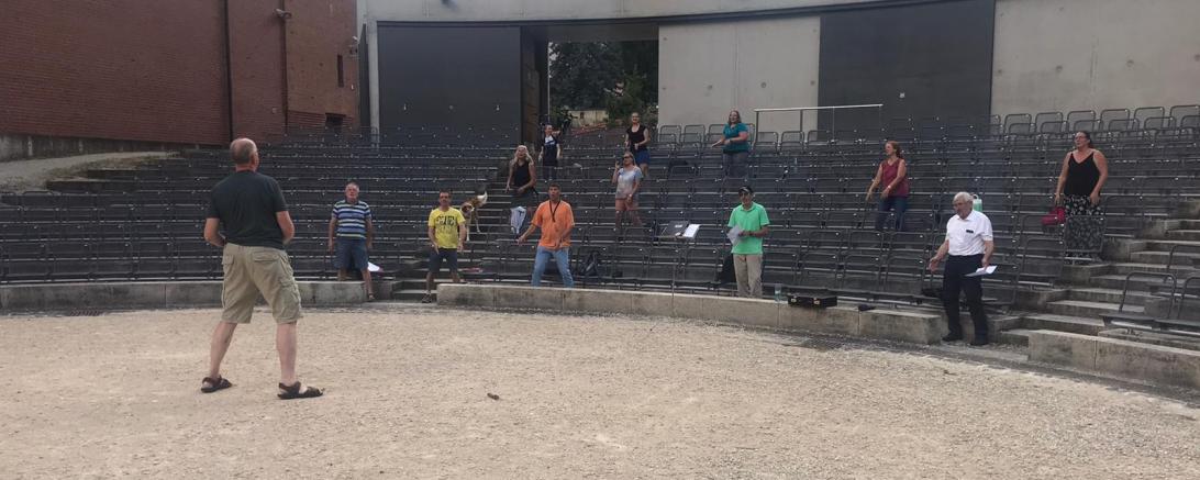 Der Gospelchor Sternenfänger aus Donauwörth traf sich erstmals wieder zu einer Chorprobe.