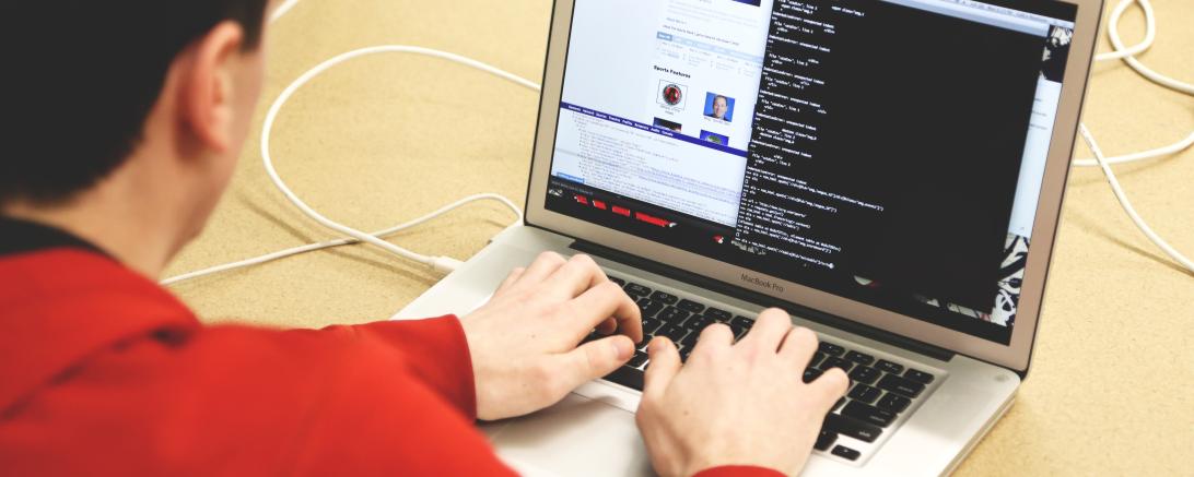 Onlinebetrug, Computer, Hacker, Programmieren