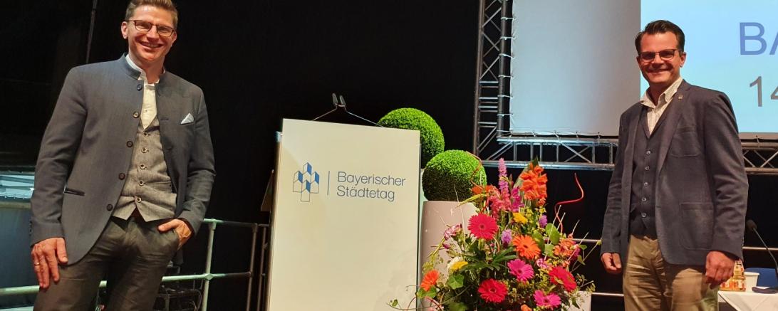 OB David Wittner (links) und OB Jürgen Sorré 