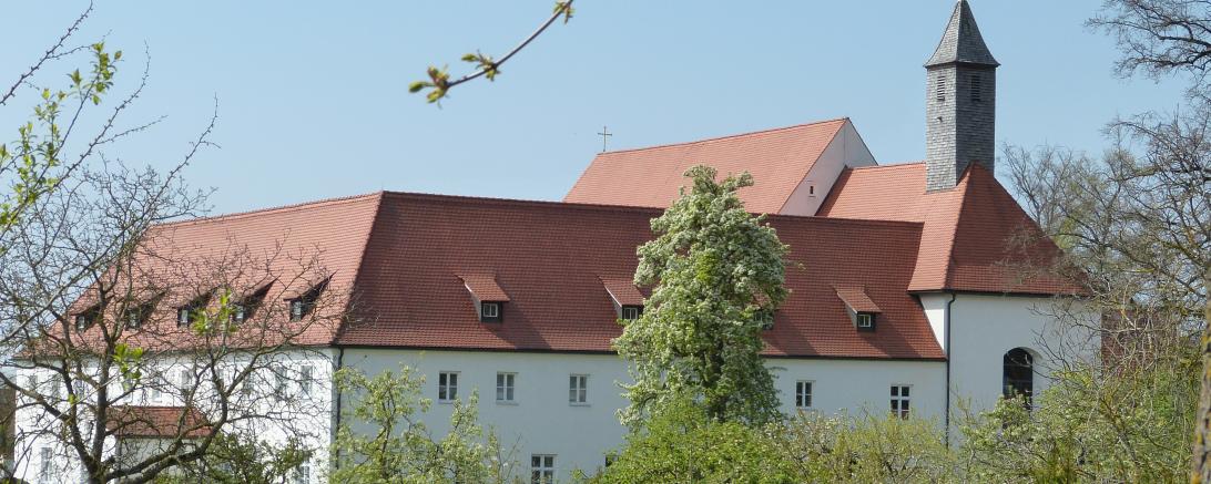 Karmelitinnen-Kloster mit Pfortenbereich