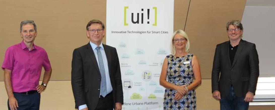 Von links nachts rechts: Markus Bachleitner,  Landrat Stefan Rößle, Dr. Gabriele Theiler (Landratsamt Donau-Ries), Christian Seibert. 