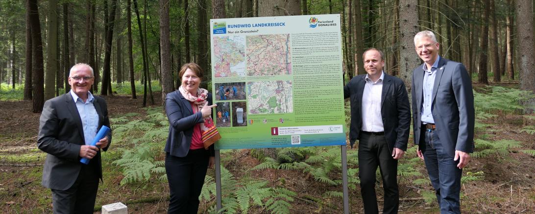 v.l.n.r.: Herr Bürgermeister Hans Kaltner, Frau stv. Landrätin Claudia Marb, Herr Bürgermeister Markus Stettberger, Herr Bürgermeister Veit Meggle