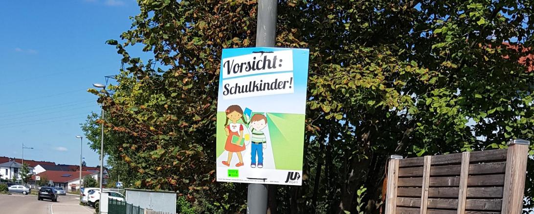Die Junge Union Riedlingen hat pünktlich zum Schulstart eine Plakataktion gestartet, um mehr Verkehrssicherheit auf dem Schulweg für unsere ABC-Schützen zu erreichen. 
