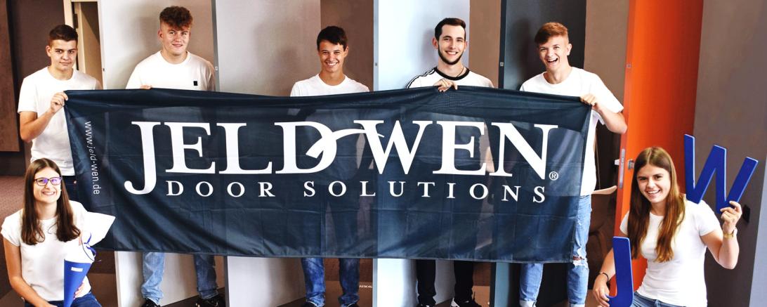 Auf dem Bild von links nach rechts: Sarah Boos, Josua Schneid, Julian Haussold, Ben Hammer, Tim Schmied, Maximilian Dinkelmeier und Lilli Seitz. 