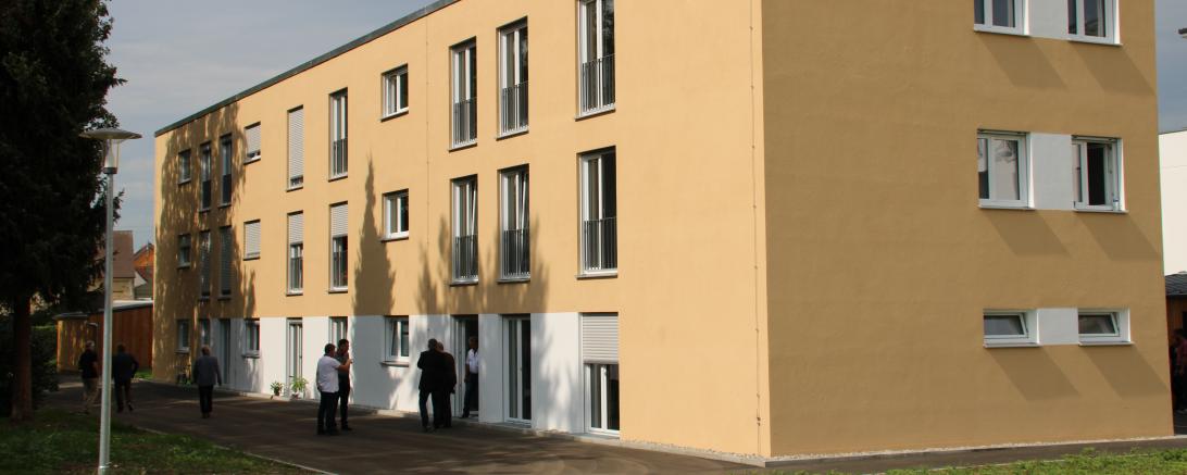 Außenansicht eines Mehrfamilienwohnhauses