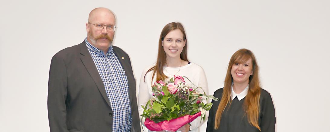 Das Bild zeigt Thomas Schröttle, Julia Bader und Nina Aumiller (von links) von Telemeter Electronic aus Donauwörth.