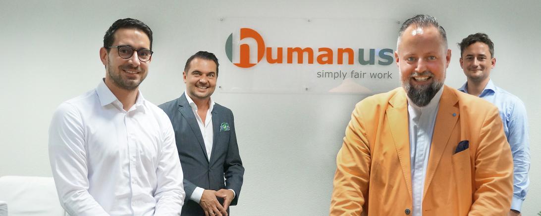 Auf dem Bild von links nach rechts: Moritz Pösl (TSV Nördlingen), Christian Farago (CSO Humanus), Philipp Erik Breitenfeld (CEO Humanus), Matthias Thienel (TSV Nördlingen).