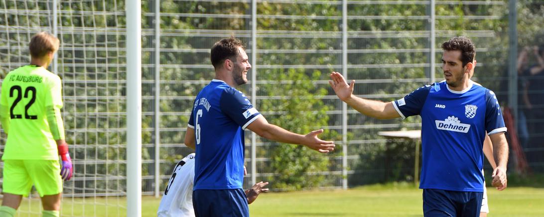 Das Bild zeigt die Spieler Cosic und Kurtishaj