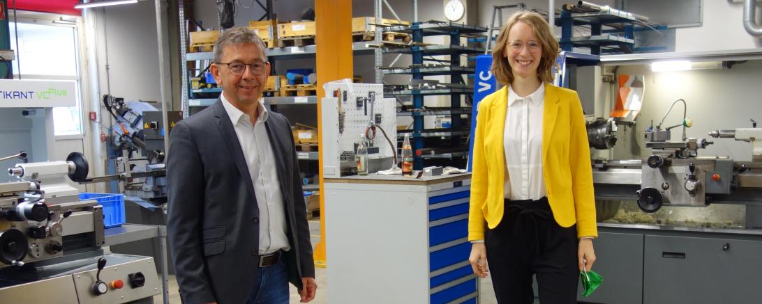 Lessmann und Lettenbauer in Firmenhalle