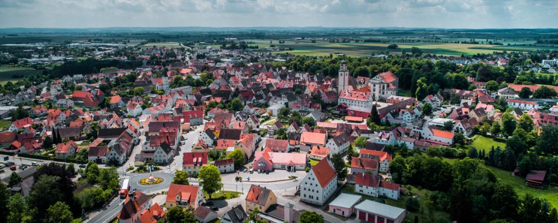 Das Bild zeigt die Luftaufnahme von Oettingen