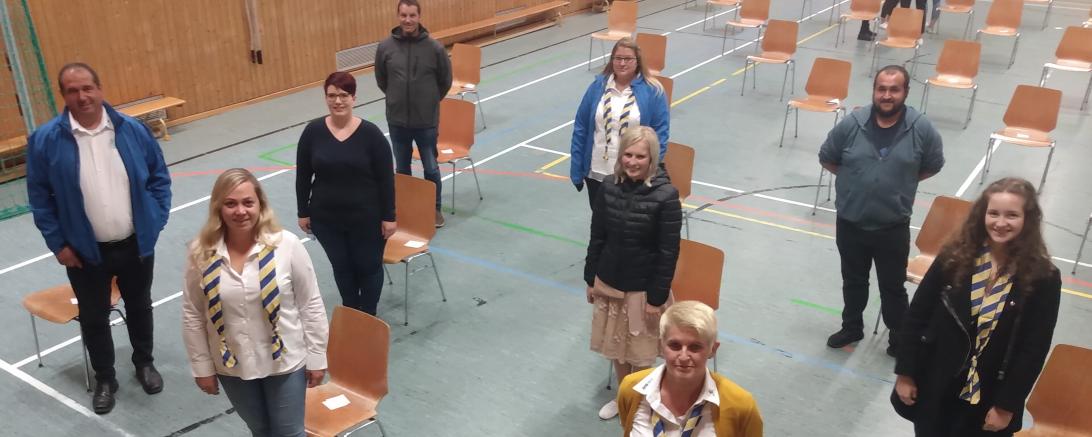Das Bild zeigt die neu gewählte Vorstandschaft des CC Blaumeisen Huisheim von links: Volker Bobinger, Nadine Stegner, Julia Löffler, Markus Laminit, Jeannette zeuß, Christina Rettenmeir, Hannelore Seel, Kevin Köhler, Patrizia Michel
