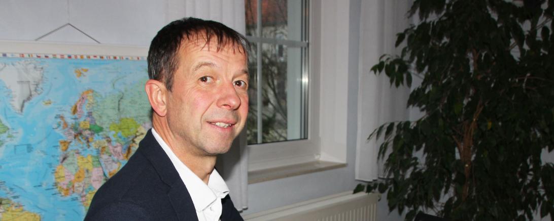 Das Bild zeigt Dieter Rögele