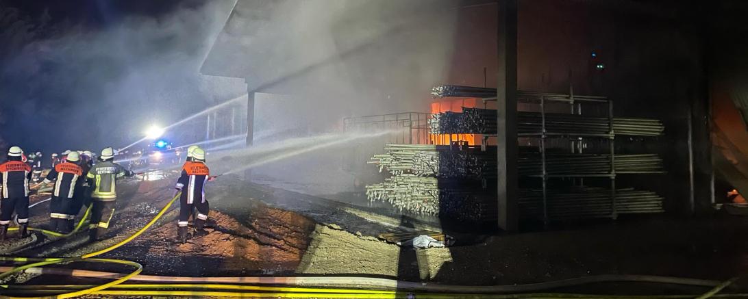 Großbrand Maschinenhalle Munningen