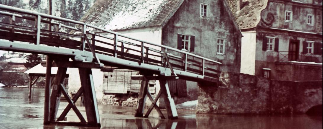 Das Bild zeigt die Bruckmühle Harburg.