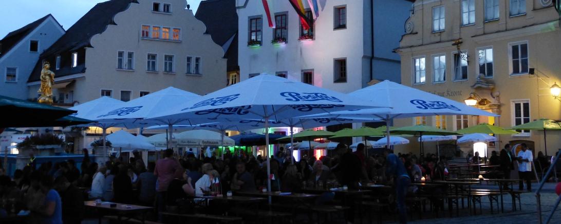 Bunte und fröhliche Feste sollen endlich im Jahr 2021 wieder in Wemding stattfinden. 