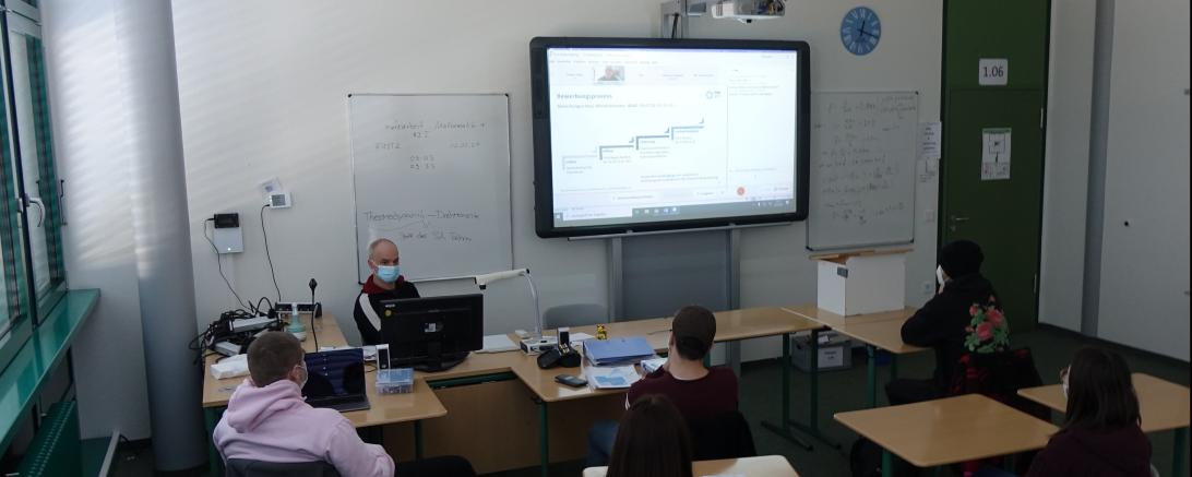 Schüler konnten sich die Vorträge der Hochschulen live aus ihren Klassenzimmern ansehen. 