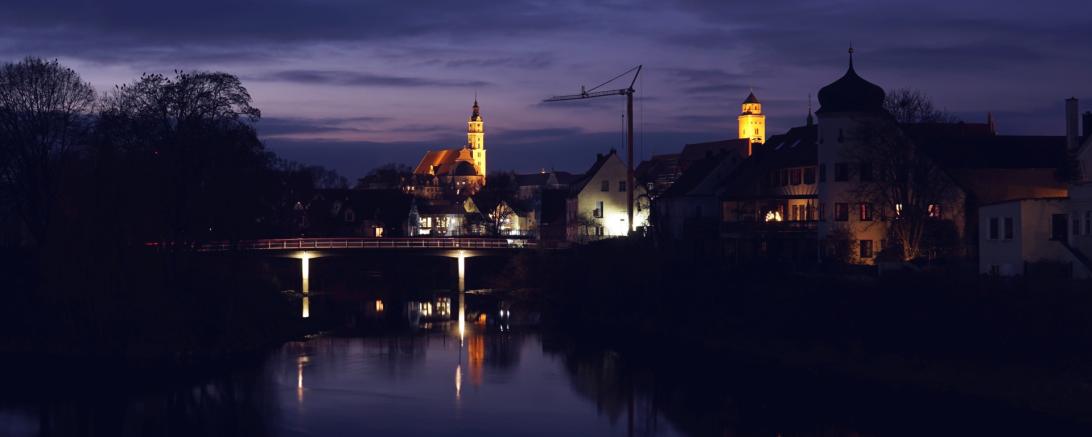Das Bild zeigt Donauwörth während der Earth Hour im letzten Jahr. 