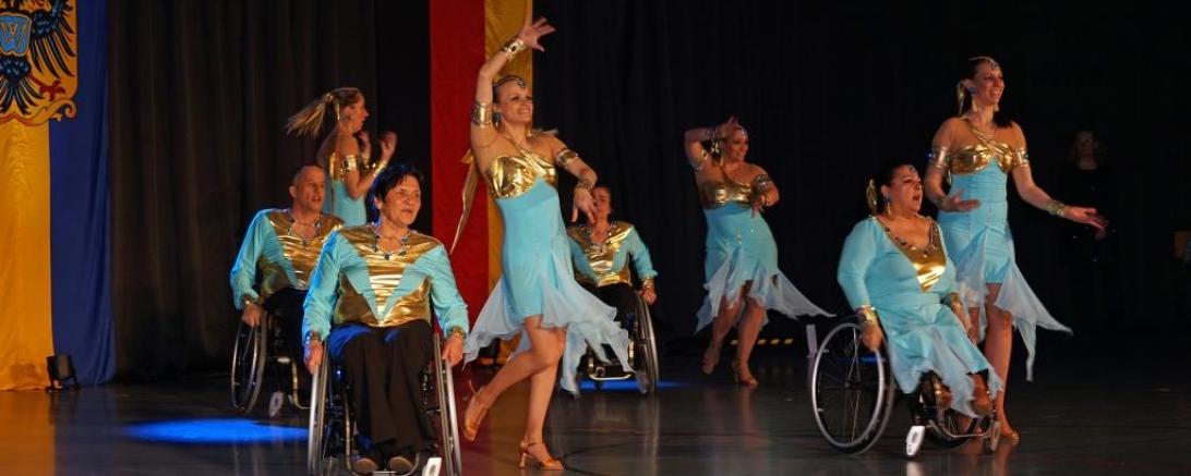 Das Bild zeigt einen Ausschnitt aus dem Rahmenprogramm der Donauwörther Sport-Gala. 