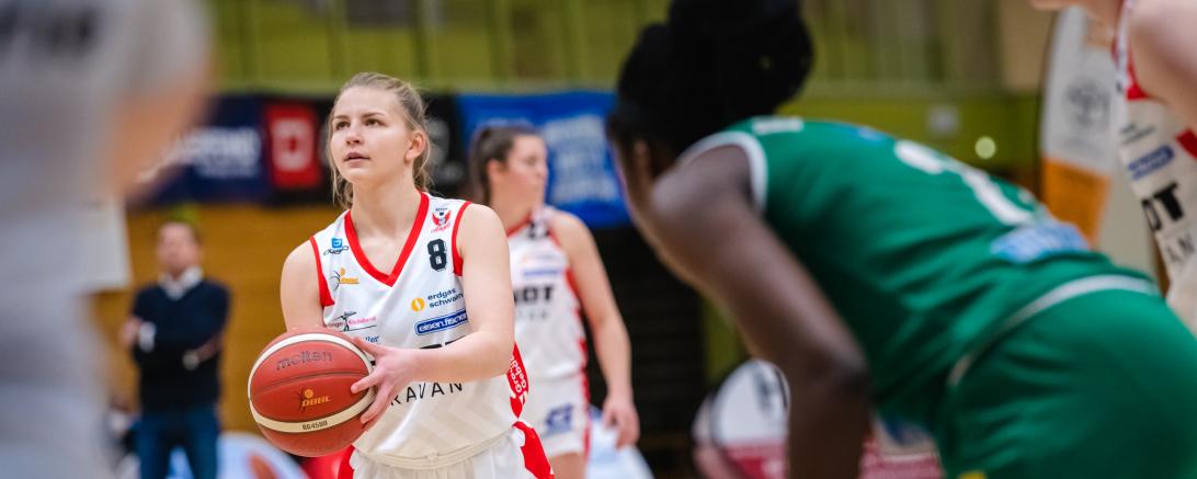 Das Bild zeigt Steffi Sachnovski