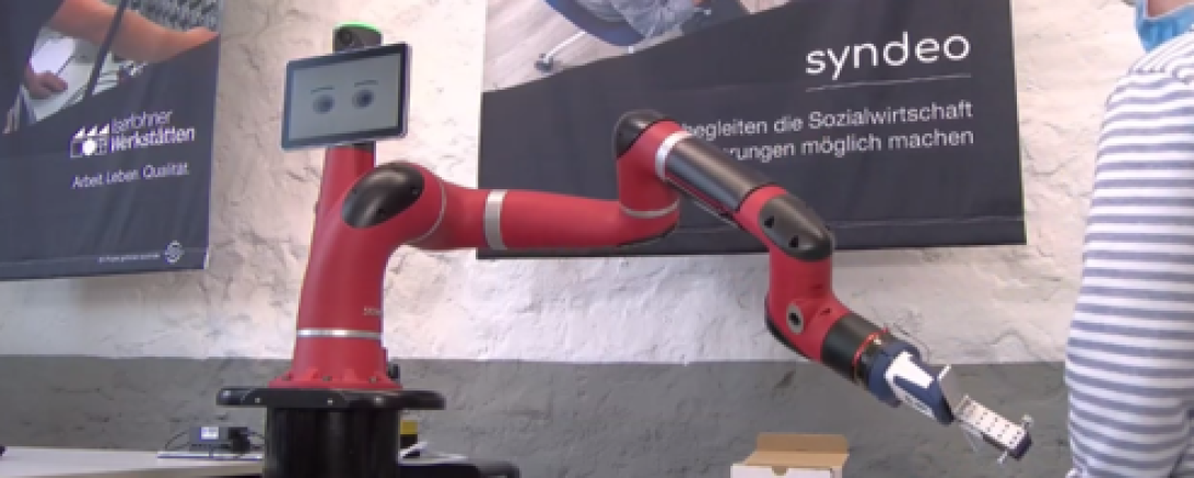 Das Bild zeigt Eindrücke aus dem Vortrag zur Digitalisierung. 