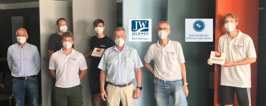 Karl-Heinz Hederer (Head of Compensation & Benefits), Christian Hammling (EHS Manager), Patrick Jahnke (Praxis Dr. Pfitzner), Max Schwab (Azubi JELD-WEN), Wolfgang Oswald, Dr. Martin Pfitzner und Konstantin Schreiner (Praxis Dr. Pfitzner)
