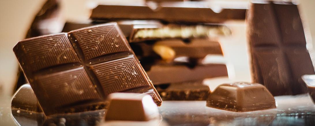 Das Bild zeigt Schokolade.