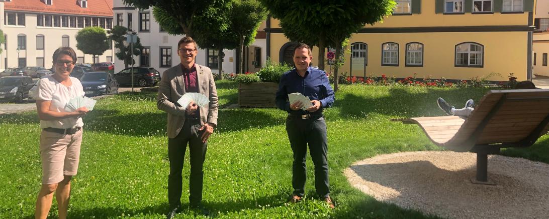 Susanne Vierkorn (Stadtmarketingverein), OB David Wittner und Daniel Wizinger (Tourist-Information)