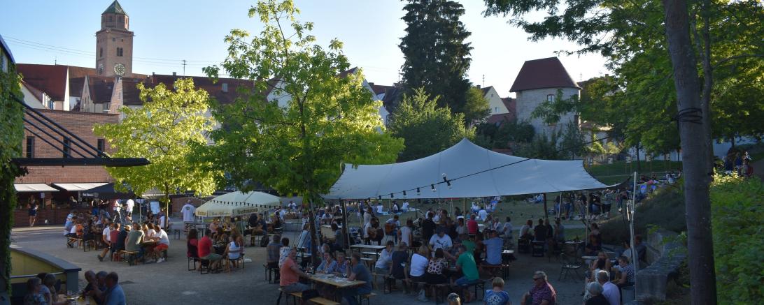 Freilicht-Biergarten