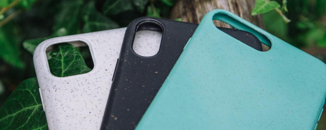 Das Foto zeigt verschiedene Handhüllen. 